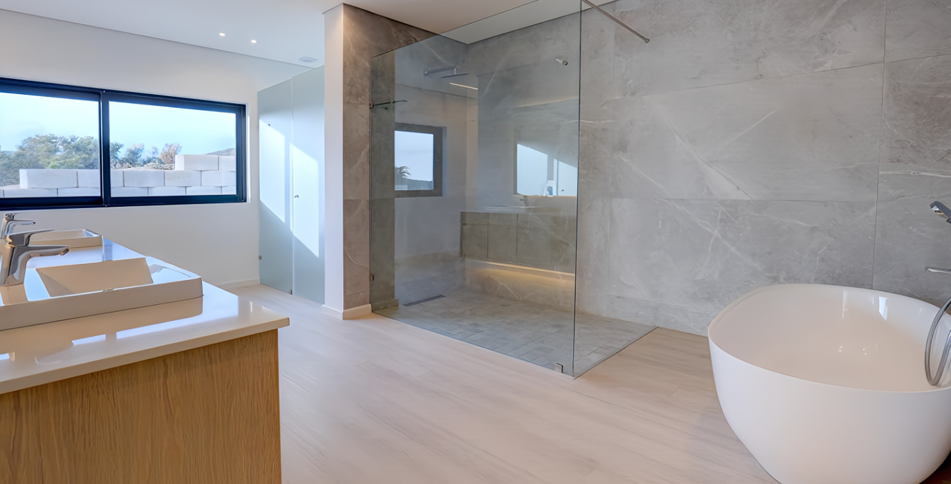 Absolute Flooring Project - House - 399 Bushbuck - Main Bathroom