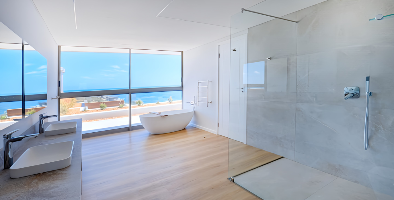 Absolute Flooring Project - House - 384 Bushbuck - Main Bathroom