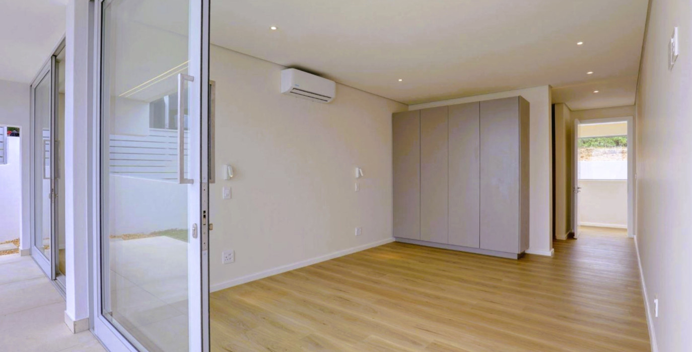 Absolute Flooring Project - House - 185 Lands End - Bedroom 2