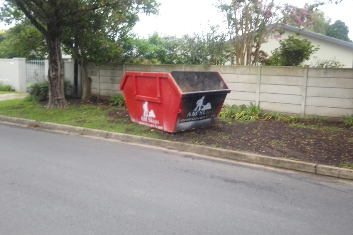 AM Skips - Renting a Skip Is As Good As a Holiday – Here's Why AM Skips - Renting a Skip Is As Good As a Holiday – Here's Why