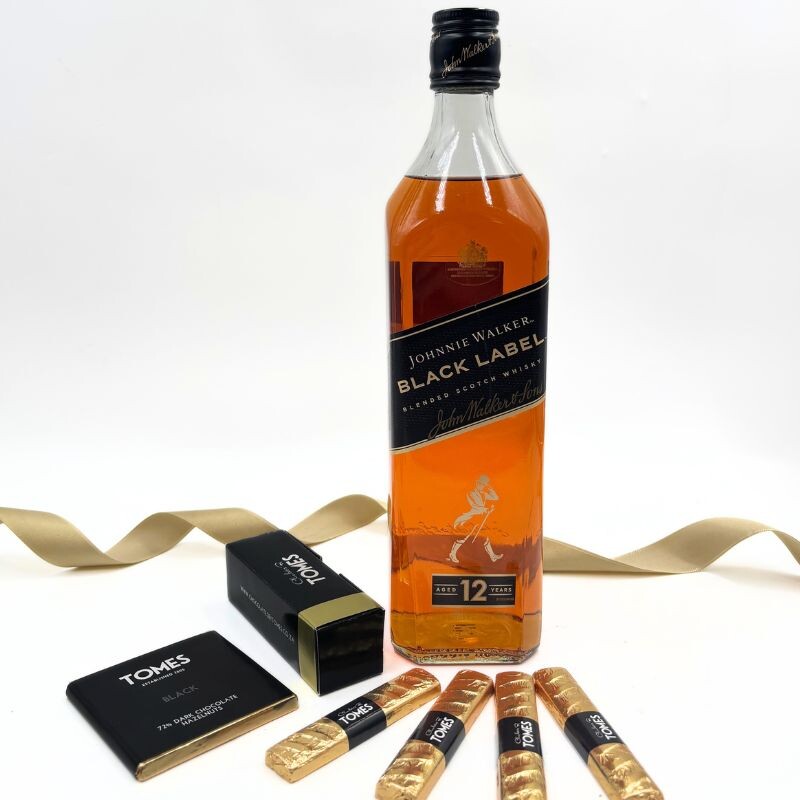 Johnnie Walker Gift Set - Flowers and Gifts - Online flower shop