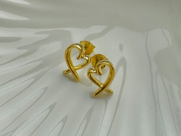 Cross my Heart Studs