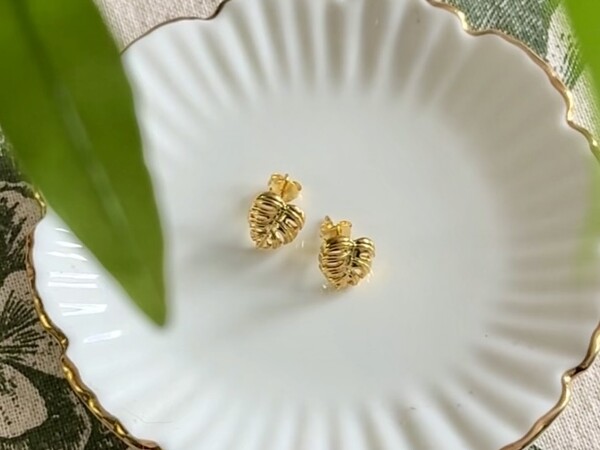 Monstera Studs